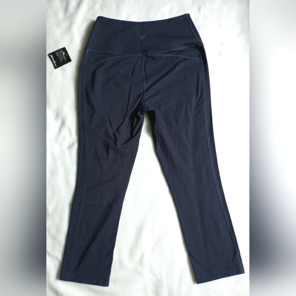 Eddie Bauer Movement Lux High-Rise Capris Atlantic Small - Picture 5 of 6